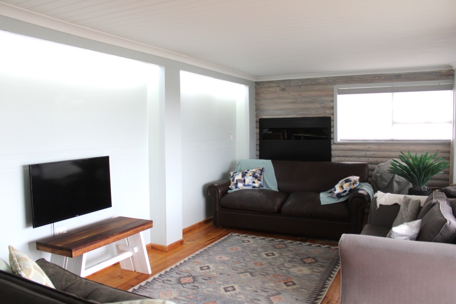 4 Bedroom Property for Sale in Stilbaai Wes Western Cape